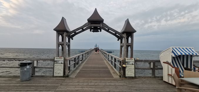 Seebrücke von Sellin und Tauchgondel