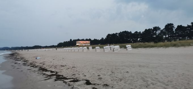 Strand Baabe mit Panorama Restaurant